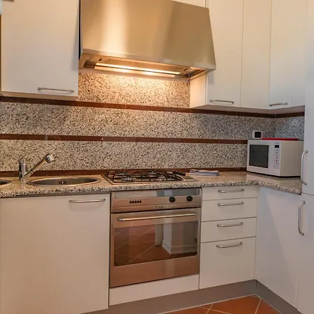 Apartament Del Golf 13 6 *